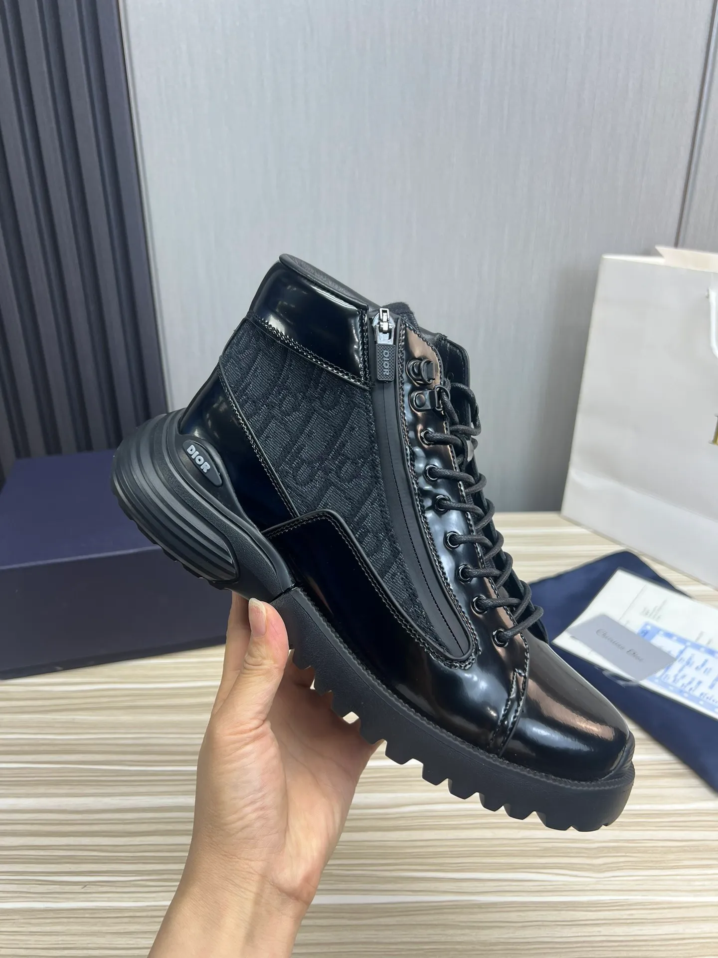 Men's men's shoes💰640💰 Dior men's business casual leather shoes👞all made of imported original brand leather, just to create a more comfortable wearing experience, upper: original cowhide splicing➕imported sheepskin lining, original non-slip and wear-resistant rubber outsole✔️36-45 (45 non-returnable)